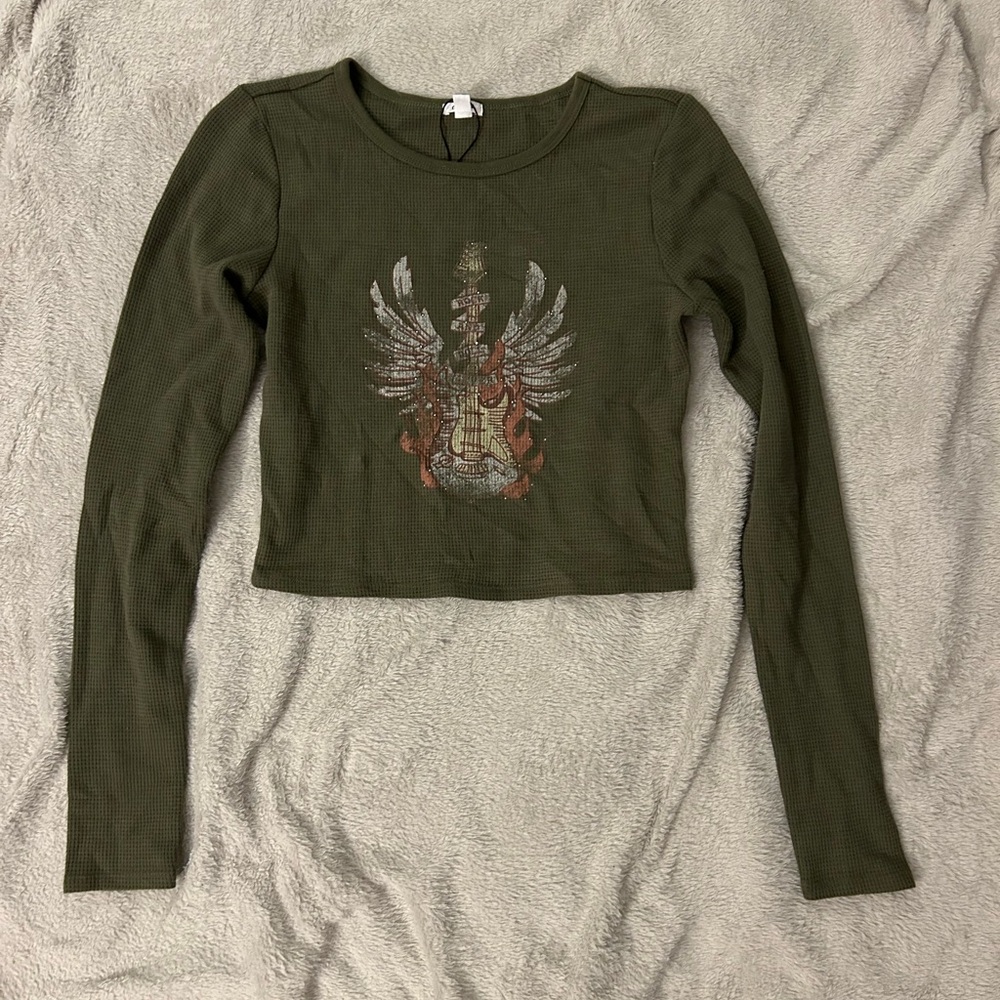Long sleeve band tee from Garage- size small color green